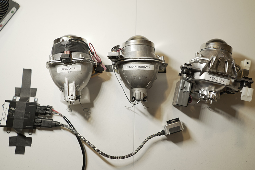 Projector headlight beam output