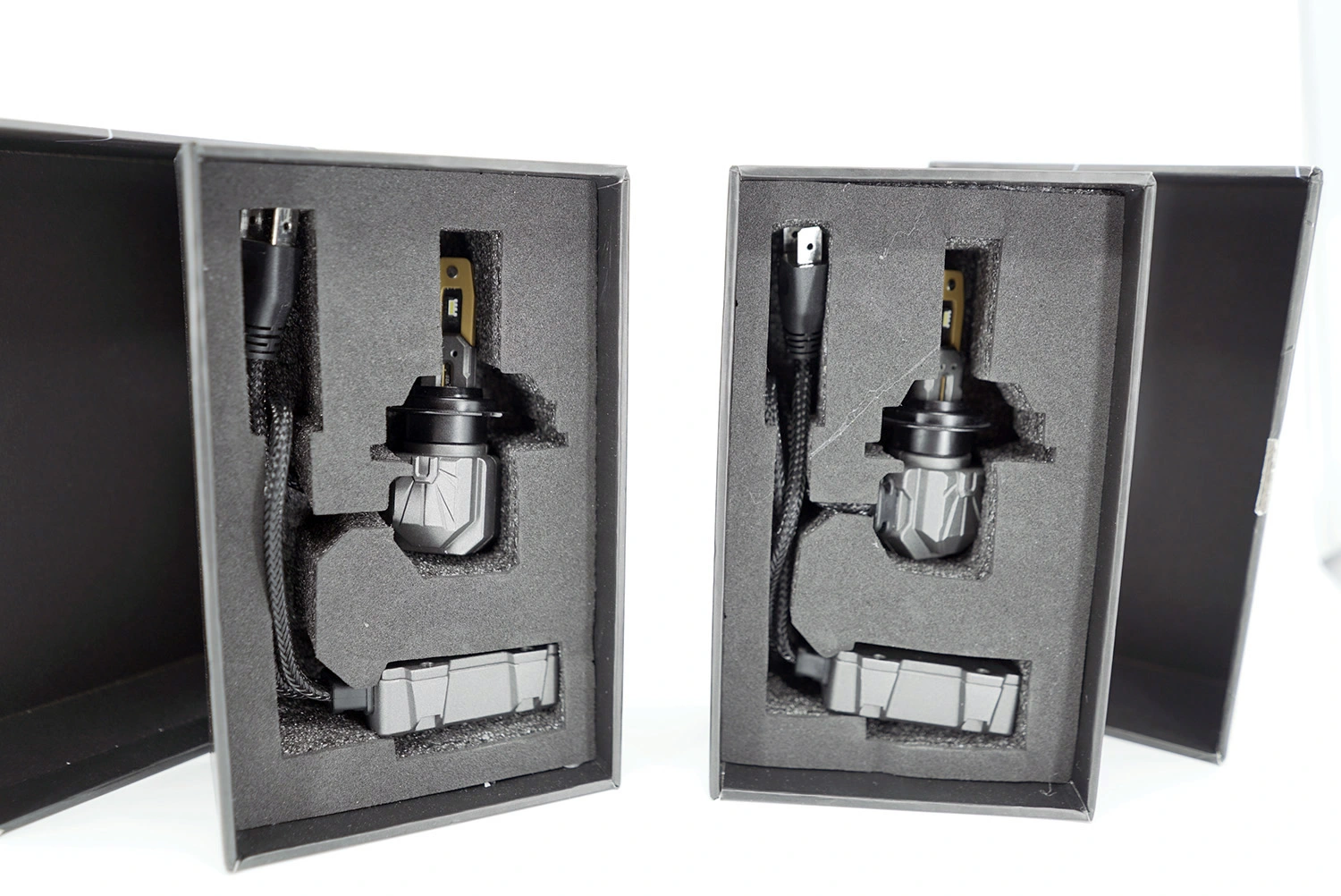 Morimoto 2Stroke 4.0 bulbs and drivers in retail packaging