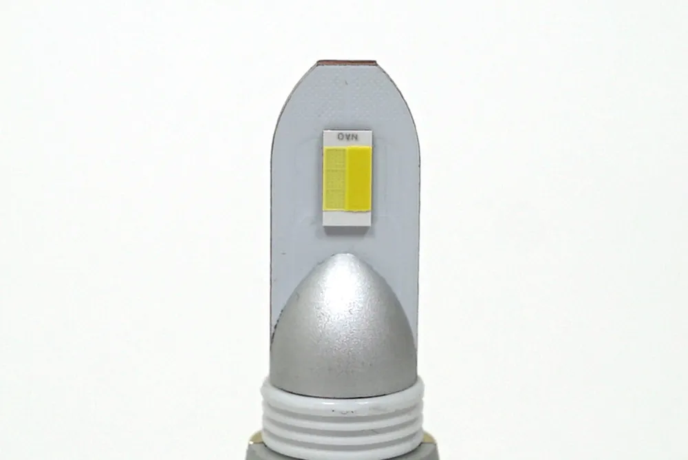 Boslla Bullet B4 LED bulb close-up